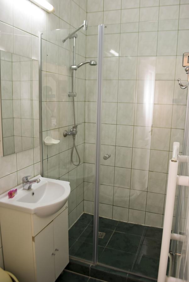 Hotel Perla Satu Mare Exterior photo